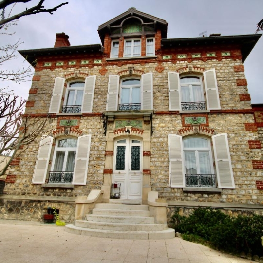  Annonces GARGES : Maison / Villa | MONTMAGNY (95360) | 262 m2 | 832 000 € 