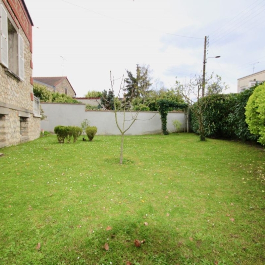  Annonces GARGES : Maison / Villa | MONTMAGNY (95360) | 262 m2 | 832 000 € 