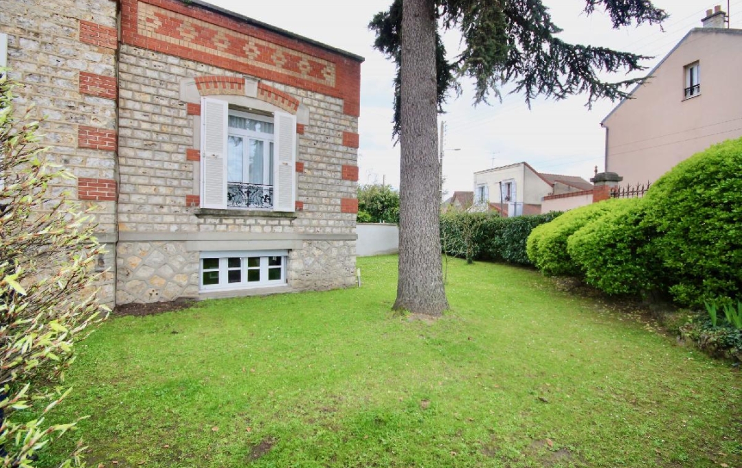 Annonces GARGES : Maison / Villa | MONTMAGNY (95360) | 262 m2 | 832 000 € 